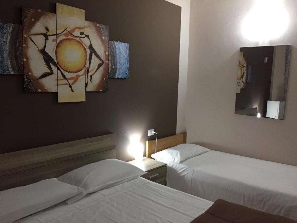 Ferienwohnung Ded 2 Only Sleep Bagno Privato Parma Exterior foto